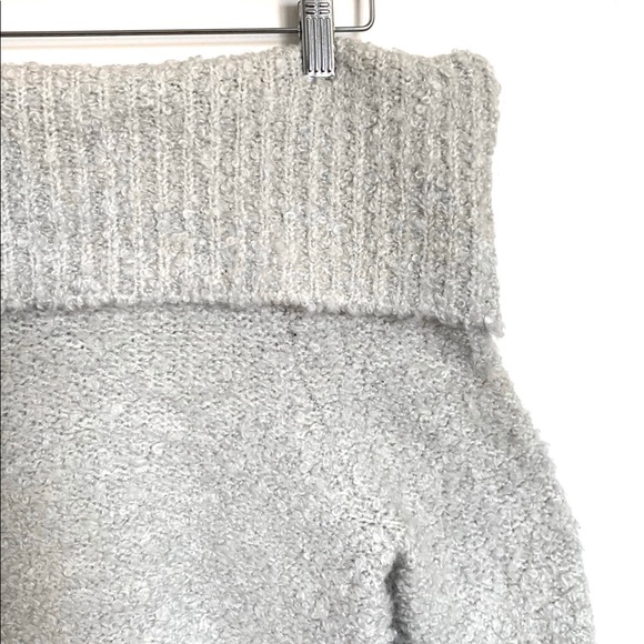 NWT UO Off the Shoulder Cropped Sweater - Picture 5 of 8